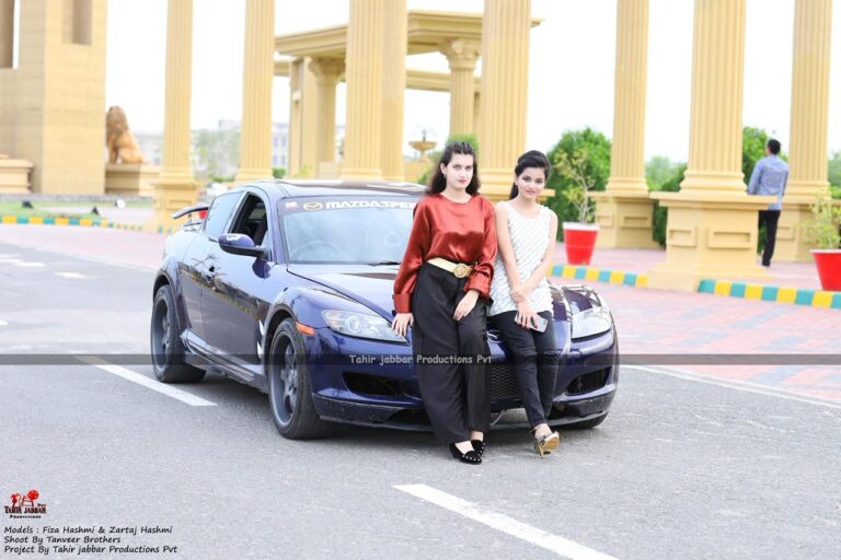 Fiza Hashmi & Zartaj Hashmi